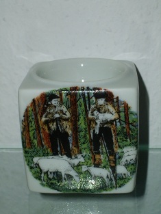 Limoges France (mark green) Side A.