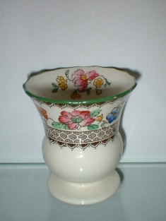 COPELAND SPODE - "Chinese Rose" RNo. 629..  ENGLAND (mark brown)