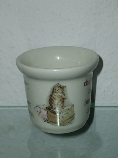 Wedgwood - of Etruria & Barlaston. Copyrigt F.Warne & Co. , Side B.