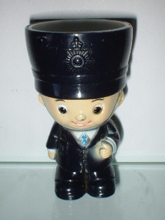 Plastik - Policeman  Nr 1046 "Wings" series made in Honk Kong - 1970's