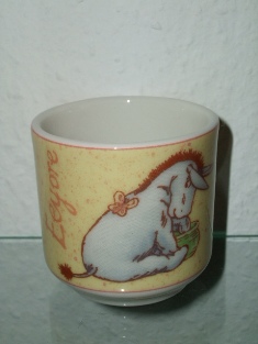 Royal Doulton - Winnie the Pooh ( Eeyore - 2001 Disney - mrk