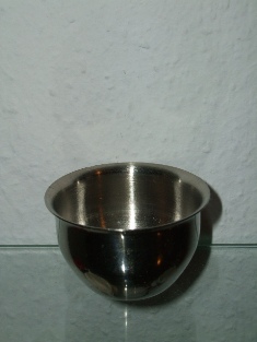 Metal (18-8 Stainless Steel)  "Bird Brand" Made in Hong Kong