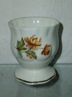 Fine Bone China - November, mark black, Side B.