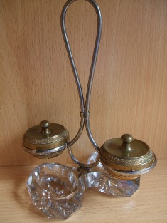 Kabaret metalowy z wk�adami szklanymi