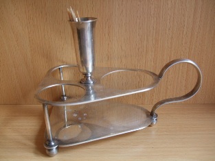 Kabaret metalowy z wk�adami szklanymi